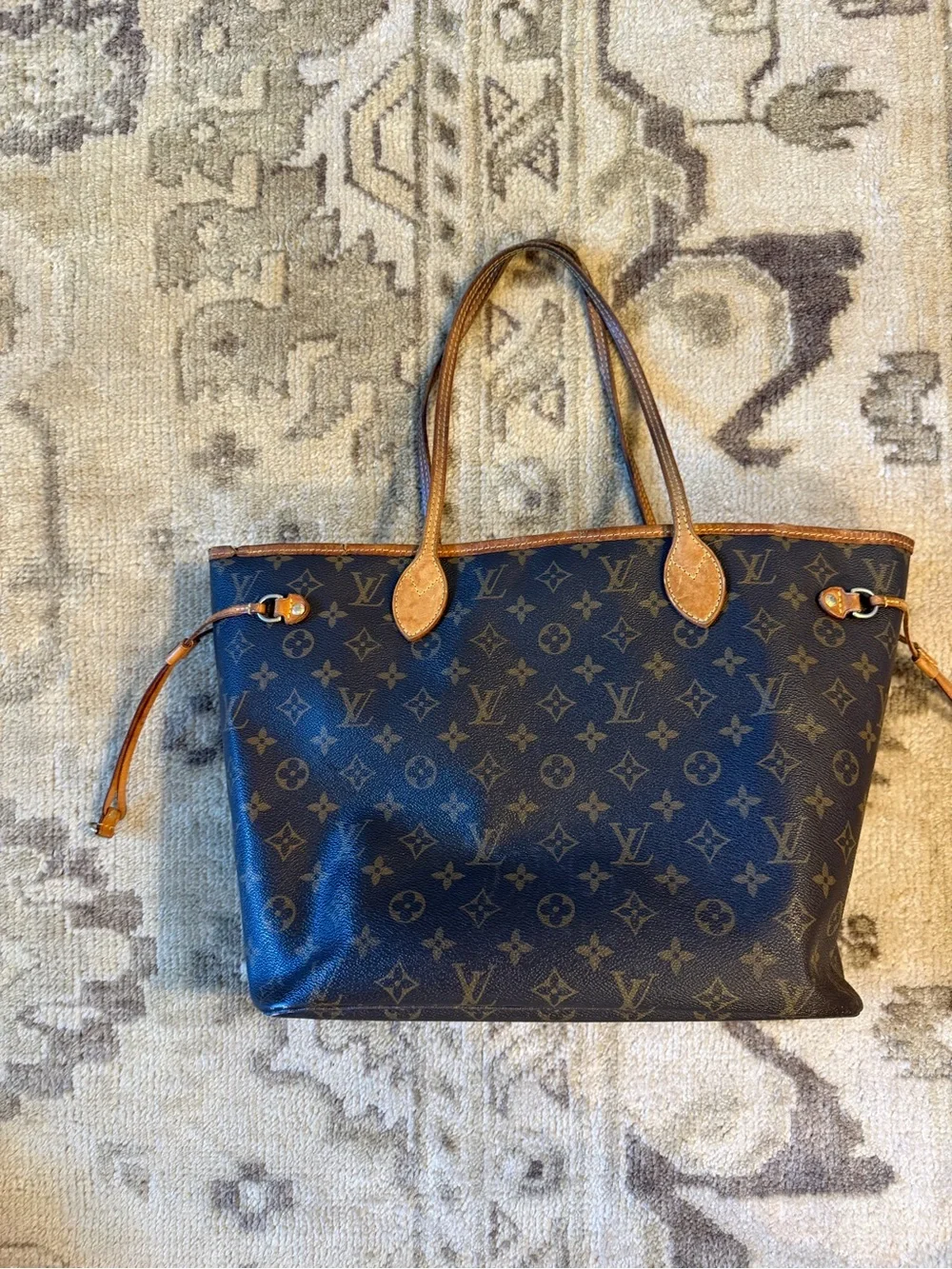 Louis Vuitton Neverfull MM Monogram Canvas Tote
